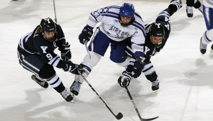 中国九游体育-哥伦比亚女足在巴黎奥运会上展示了高水平的战术执行力，奥运会哥伦比亚女神